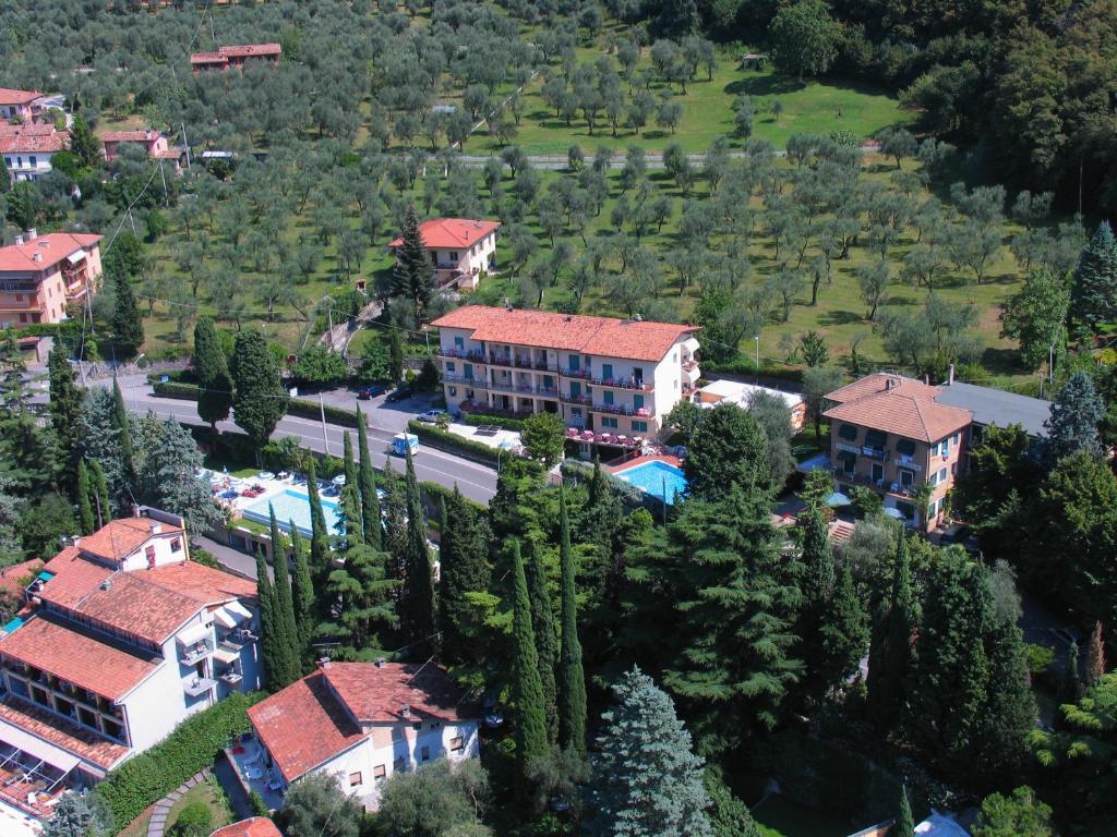 Hotel Casa Serena Malcesine Ngoại thất bức ảnh