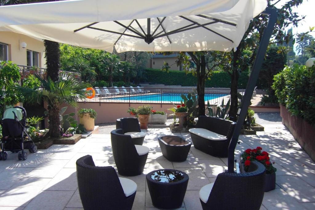 Hotel Casa Serena Malcesine Ngoại thất bức ảnh
