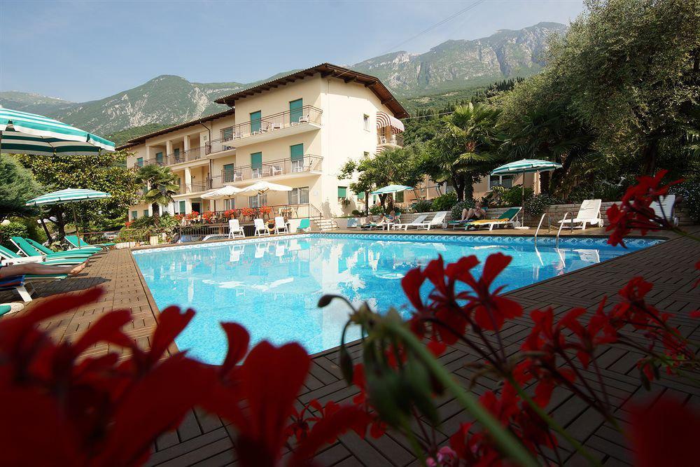 Hotel Casa Serena Malcesine Ngoại thất bức ảnh